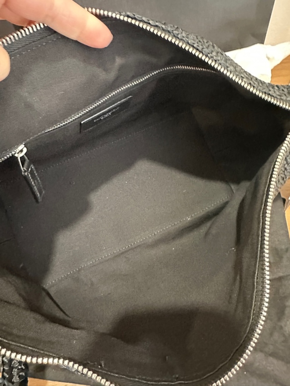 Saint Laurent Black Raffia Shoulder Bag with Contrast Cream Logo - Picture 10 of 16